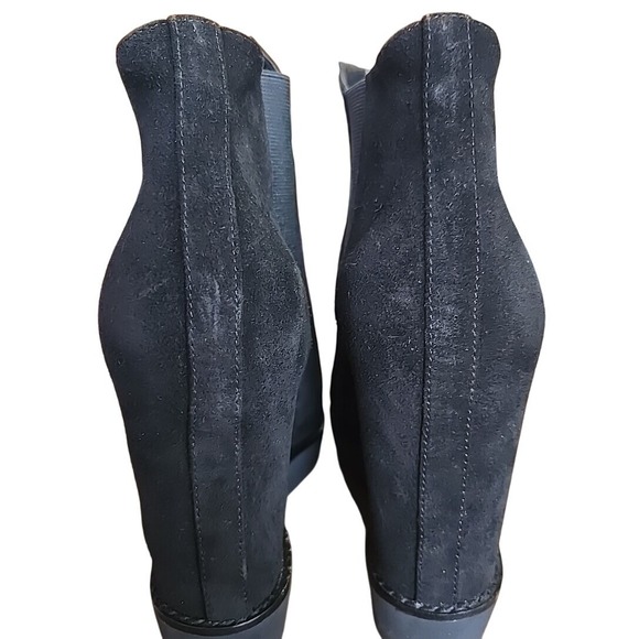 Kurt Geiger Black Suede Wedge Ankle‎ Boots Sz 9.5 Gently Used - Picture 4 of 6
